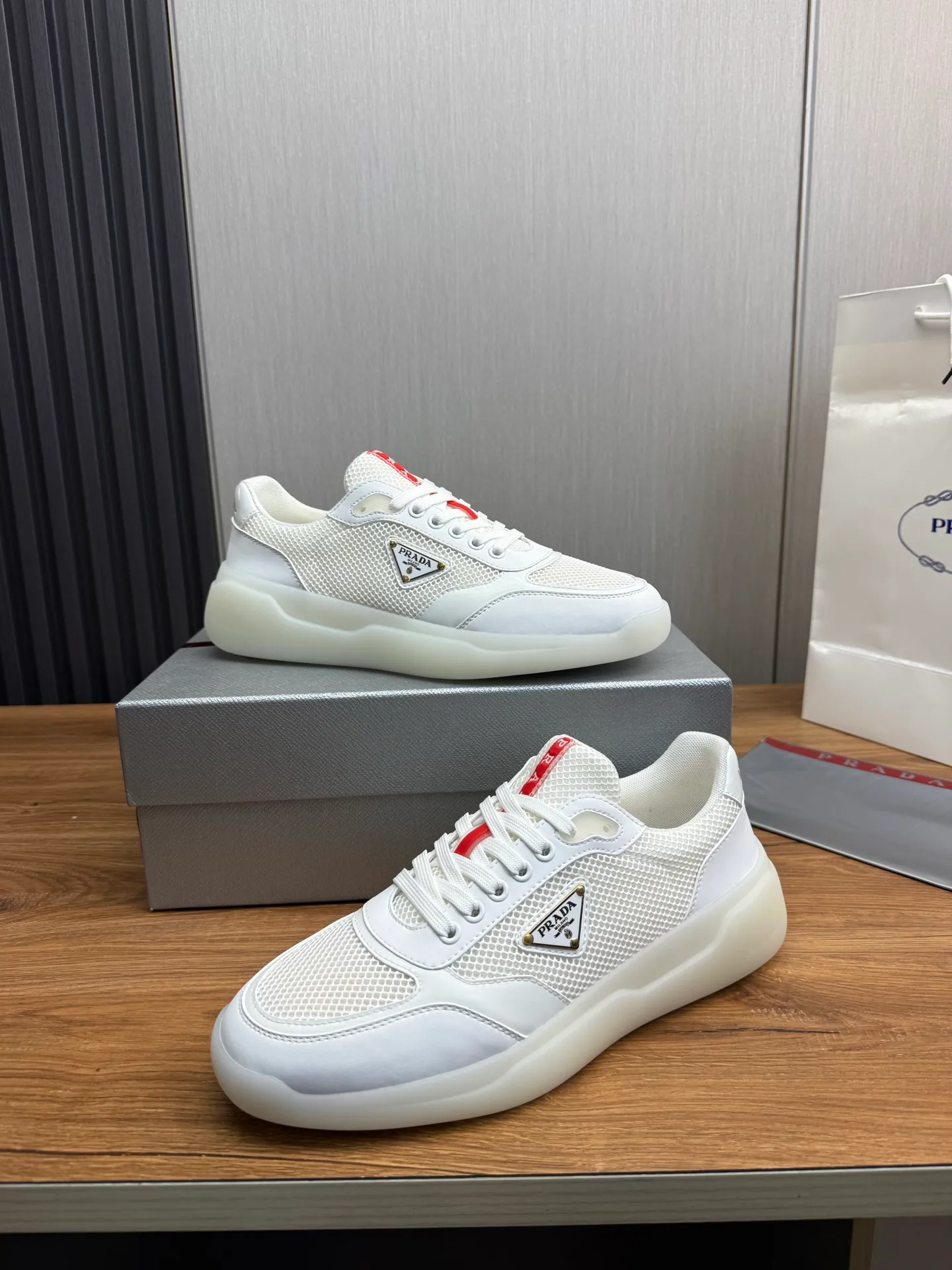 Factory price 620💰 [PRADA] Official website synchronizes new models, high-quality shipments ✔️Hot sale🔥 Original cowhide + cowhide lining, 1🆚1 replica, original bottom, 38-45 (men's 45 is custom-made and cannot be returned)